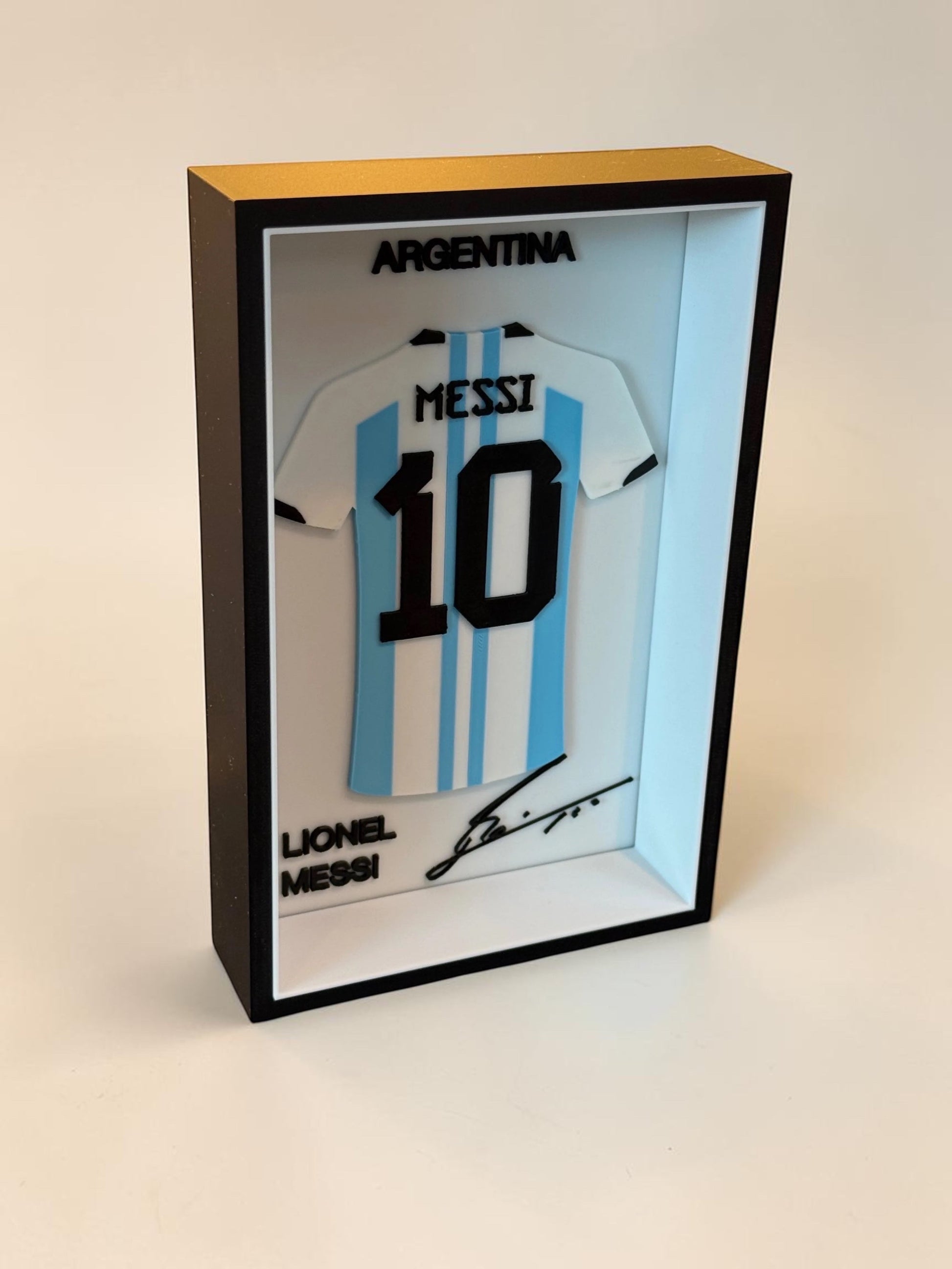 Kitly 3D frame featuring a white and blue Argentina Messi number 10 football shirt with relief details