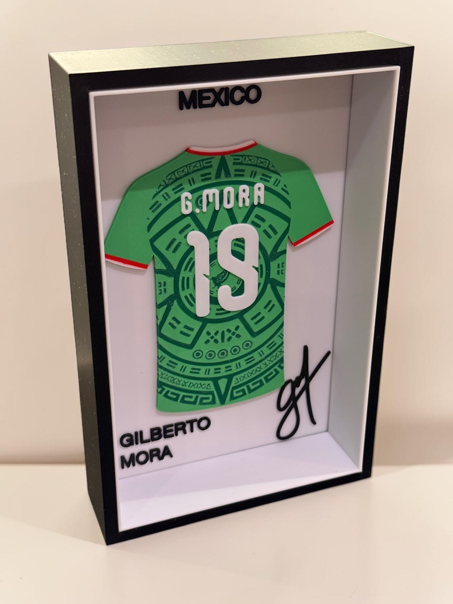 Gilberto Mora - Mexico